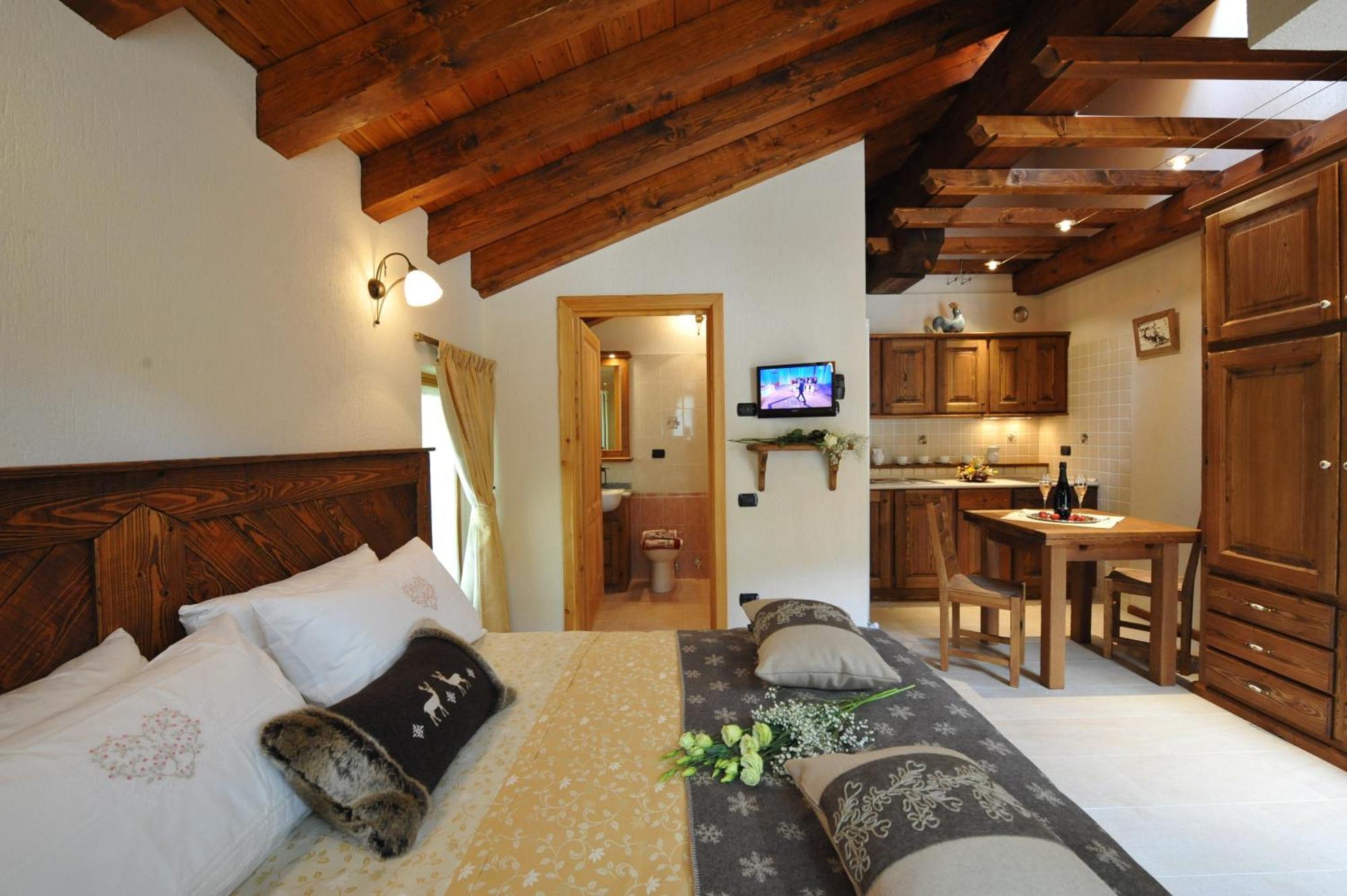 Gresil Residence Чамполук Екстериор снимка