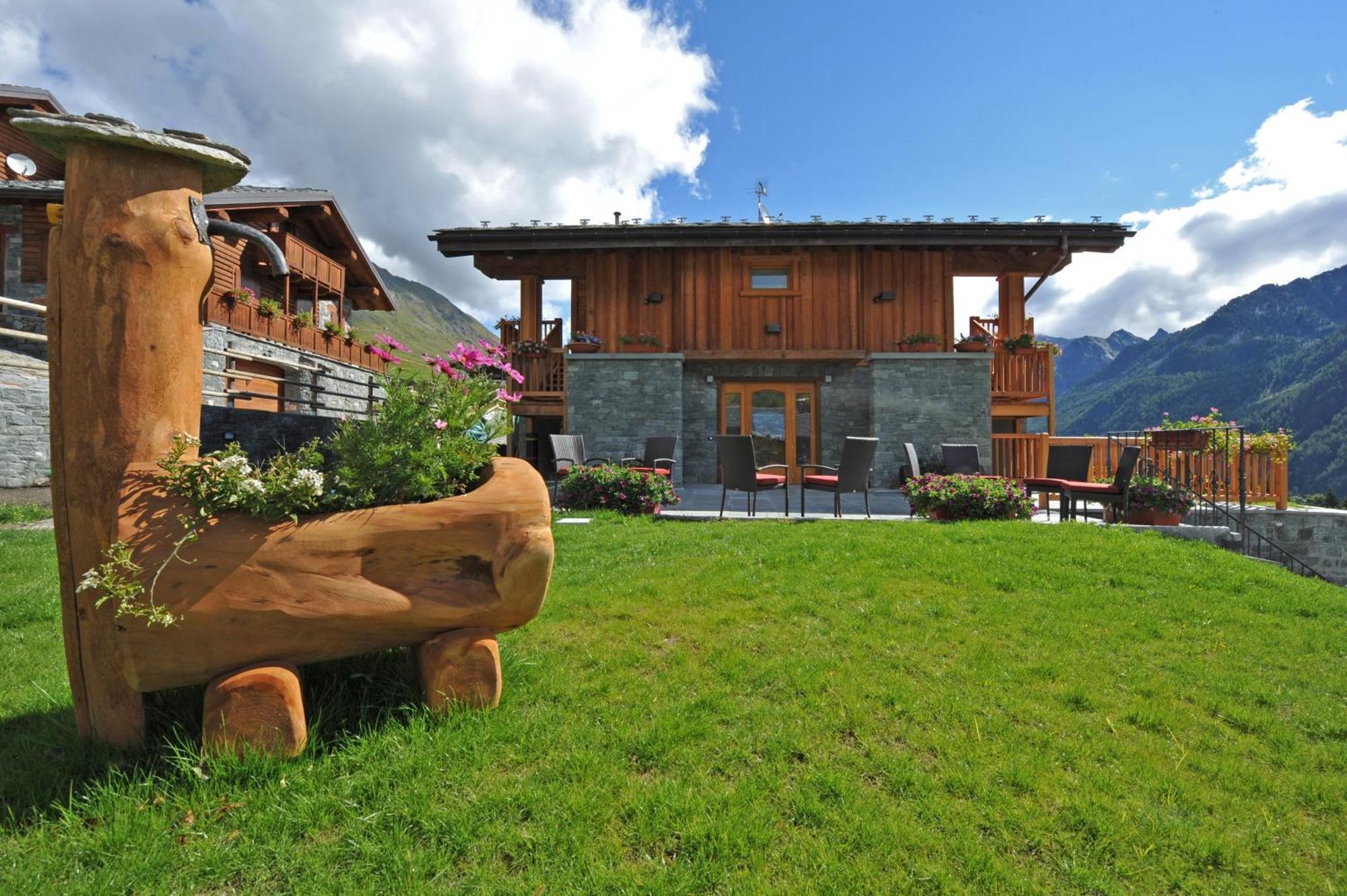 Gresil Residence Чамполук Екстериор снимка